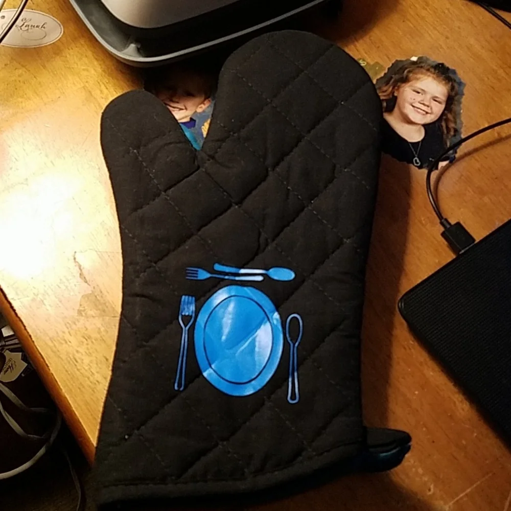 Oven Mitt - Plate, Fork & Spoon